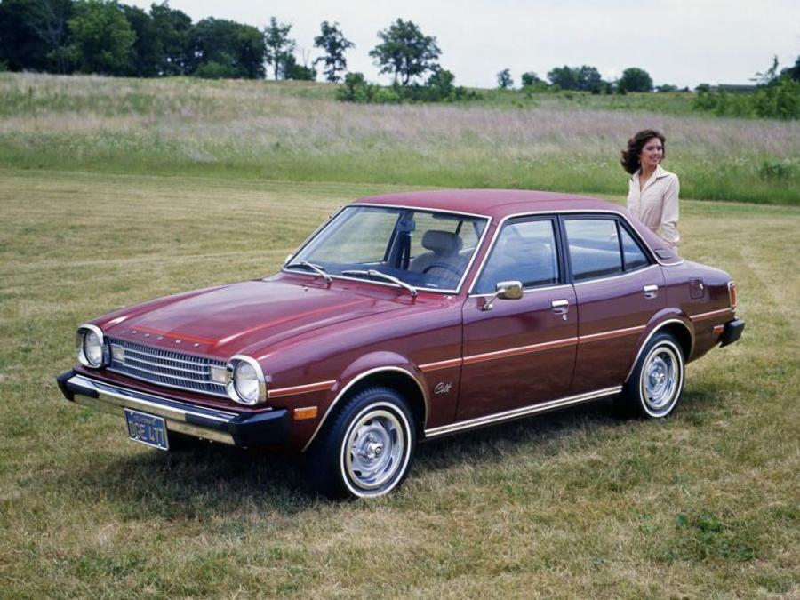  Dodge Colt 4-Door Sedan 1977 года  (фото 1 из 2)